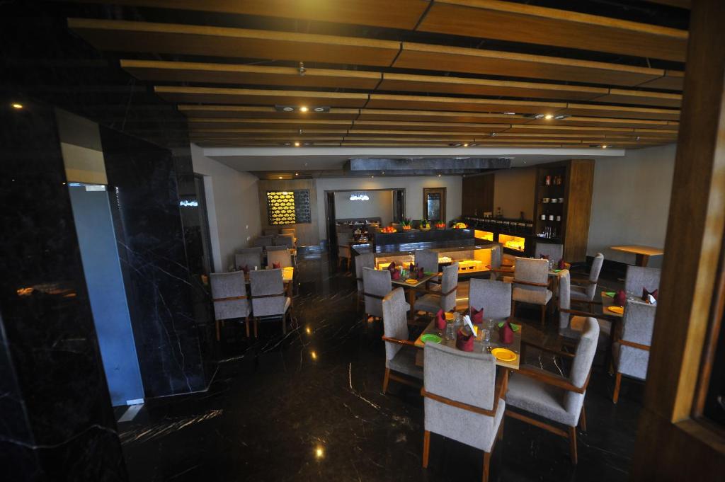 Pipul Padmaja Premium and Convention お料理のイメージ