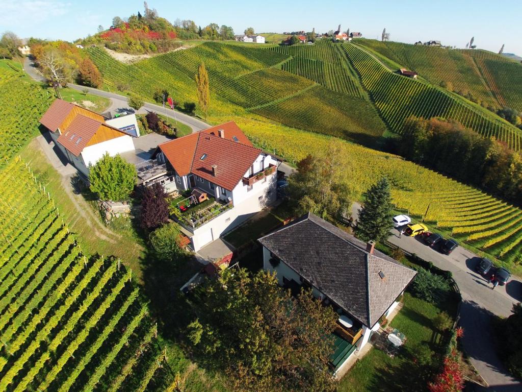 Familienweingut Oberer Germuth - 1