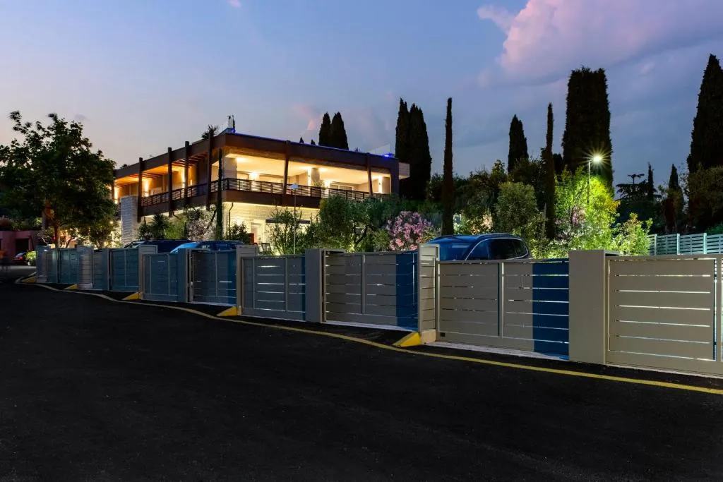 Lamasu RioVerde - Lago di Garda, hotel v destinaci San Felice del Benaco