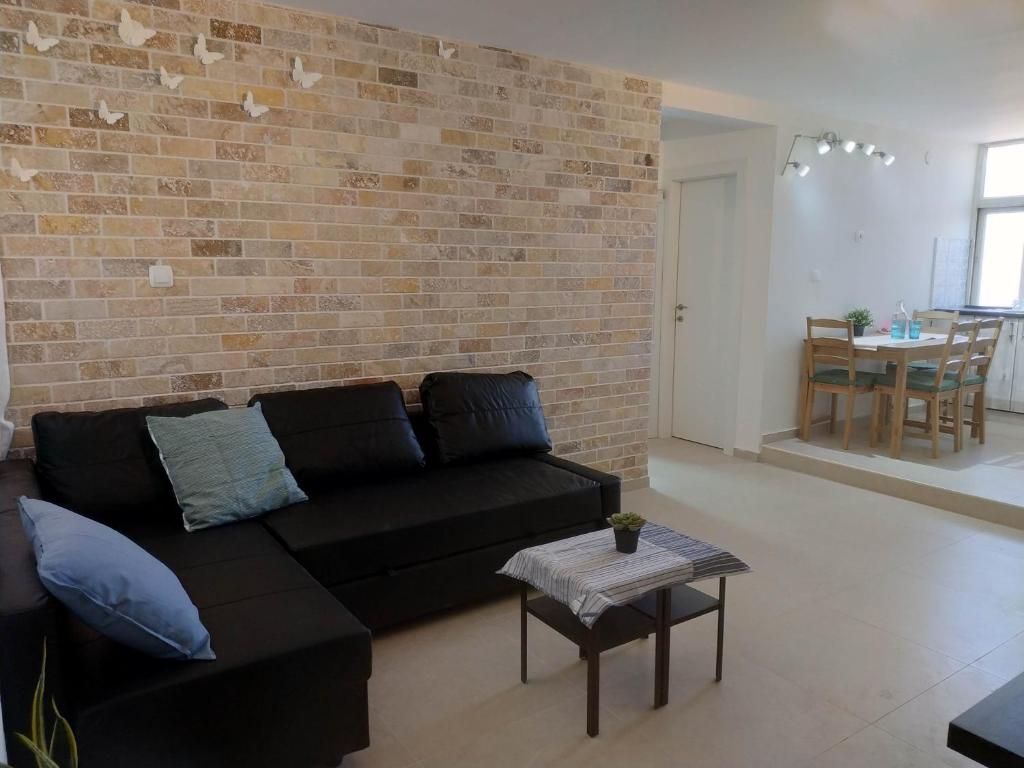 White Butterflies Apartment — Hotel in Eilat