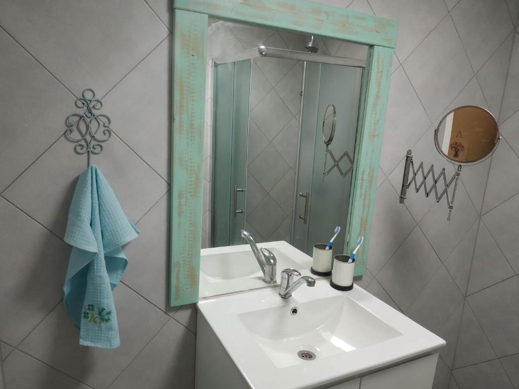 White Butterflies Apartment photo
