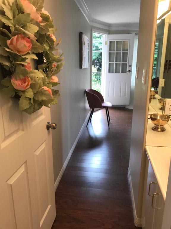 Royalty B&amp;B — Hotel in Richmond (BC)