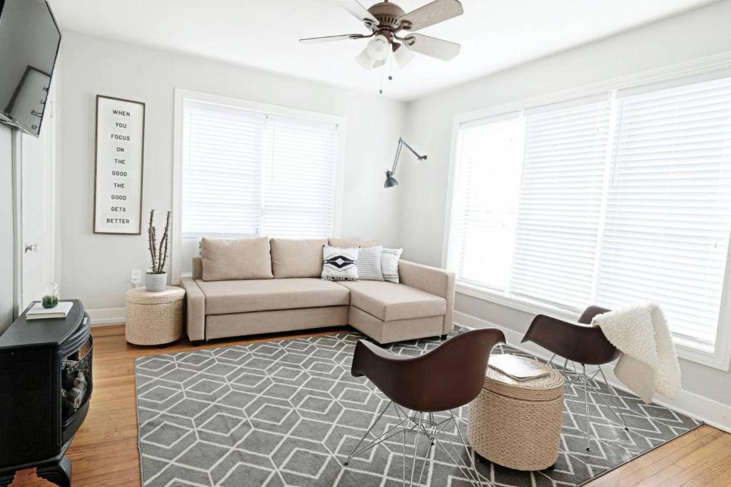 Our Nest on Vickery, Dallas