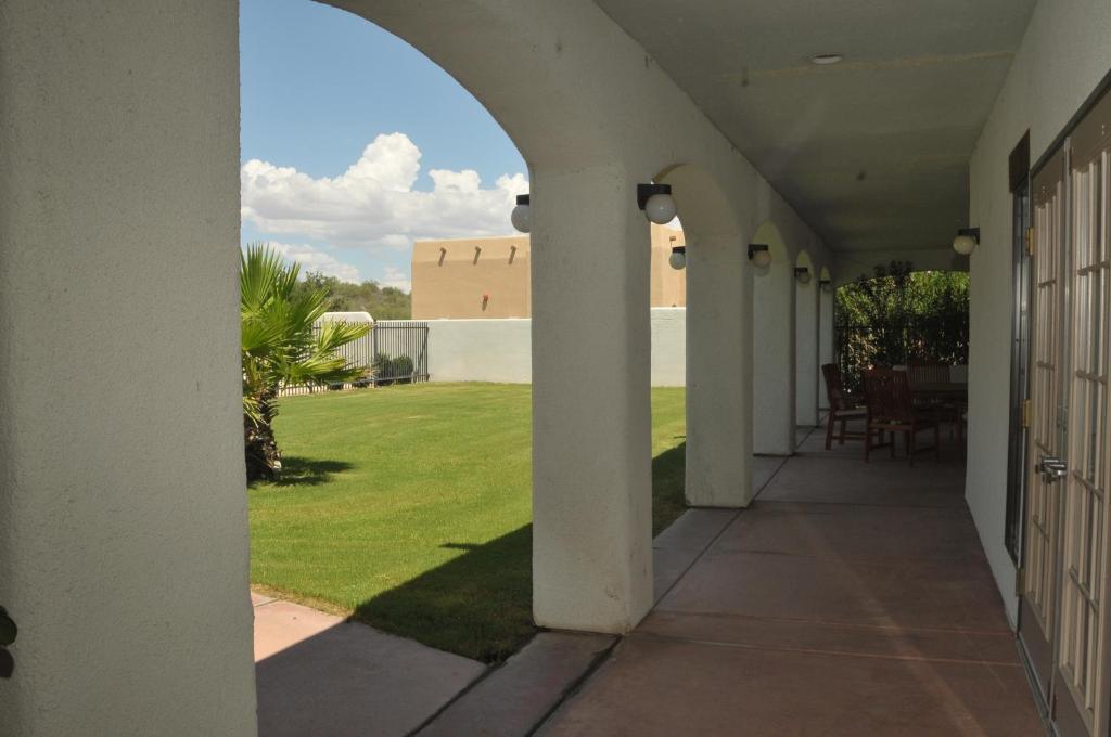 Los Viajeros Inn photo