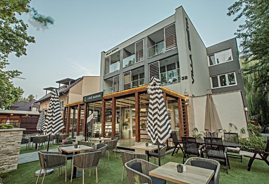 Villa Greta — Hotel in Siofok