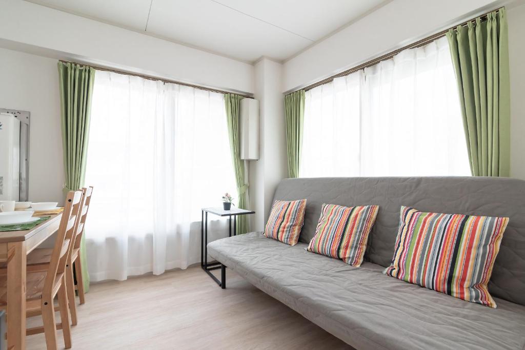 Uhome Iriya Apartment photo
