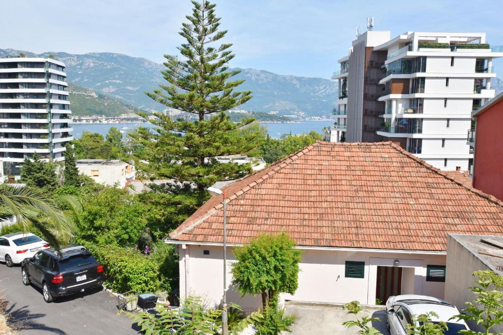 Apartments Marica — Hotel in Budva