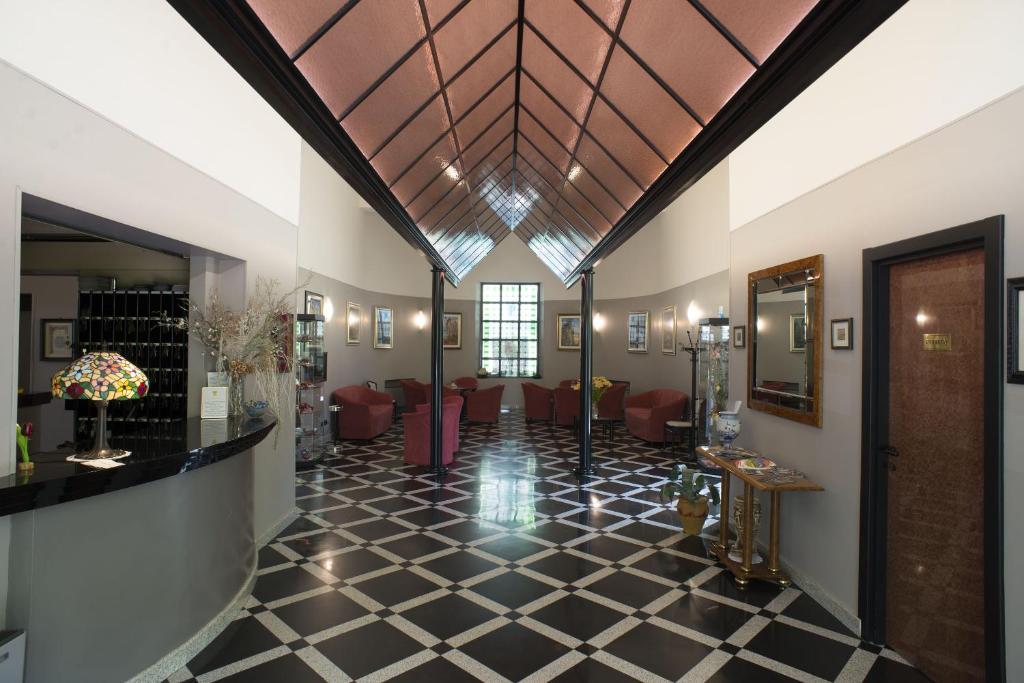 Hotel Salus — Hotel in Medesano