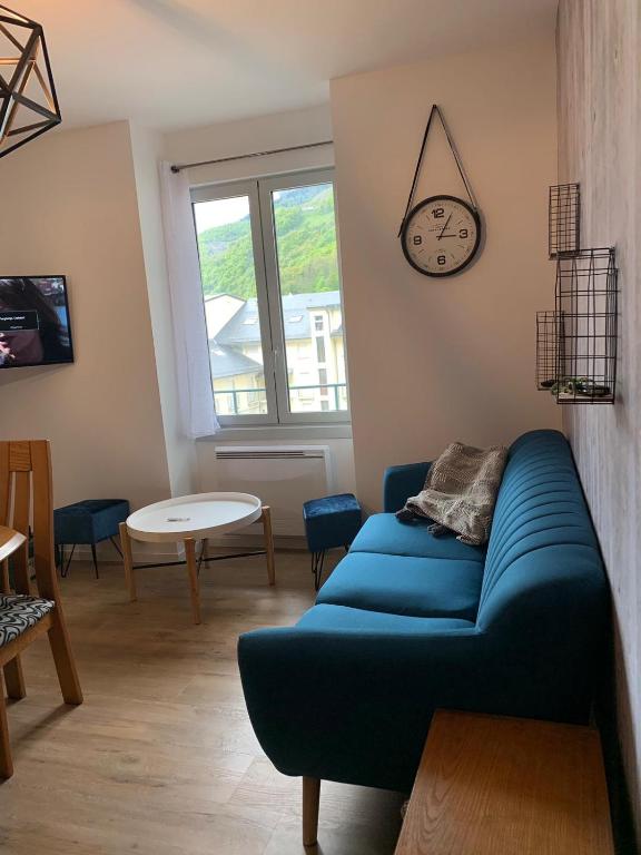 Appartement rénové & calme - Centre-ville 4 à 6 Pers - 2eme Étage Cuisine Équipée- Linge et Ménage en option - 3
