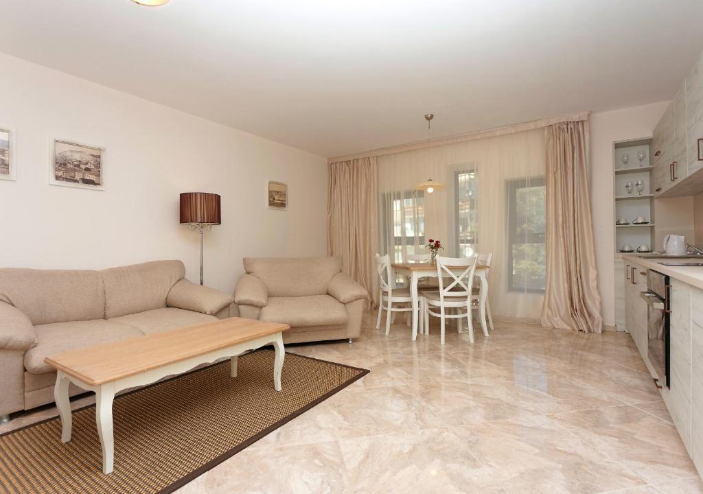 Antik Apartments photo