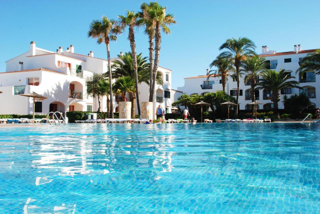 O7 Vista Blanes — Swimming pool in Cala'n Blanes, Balearic Islands