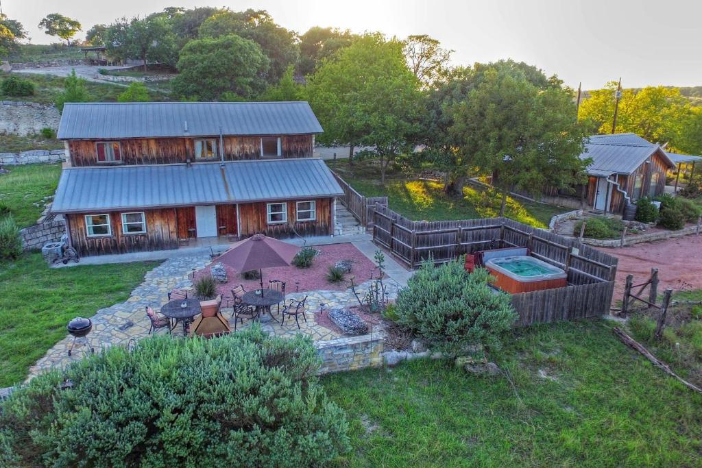 A Barn At The Quarry — Hotel in Fredericksburg (TX)