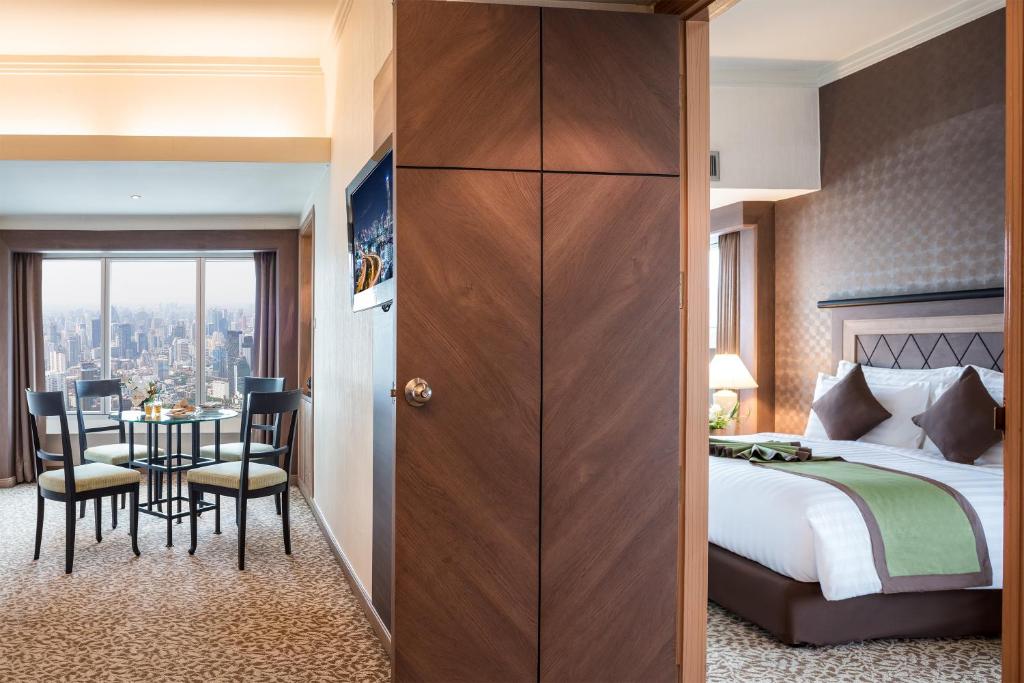 Baiyoke Sky Hotel — Hotel rooms in Bangkok, Bangkok