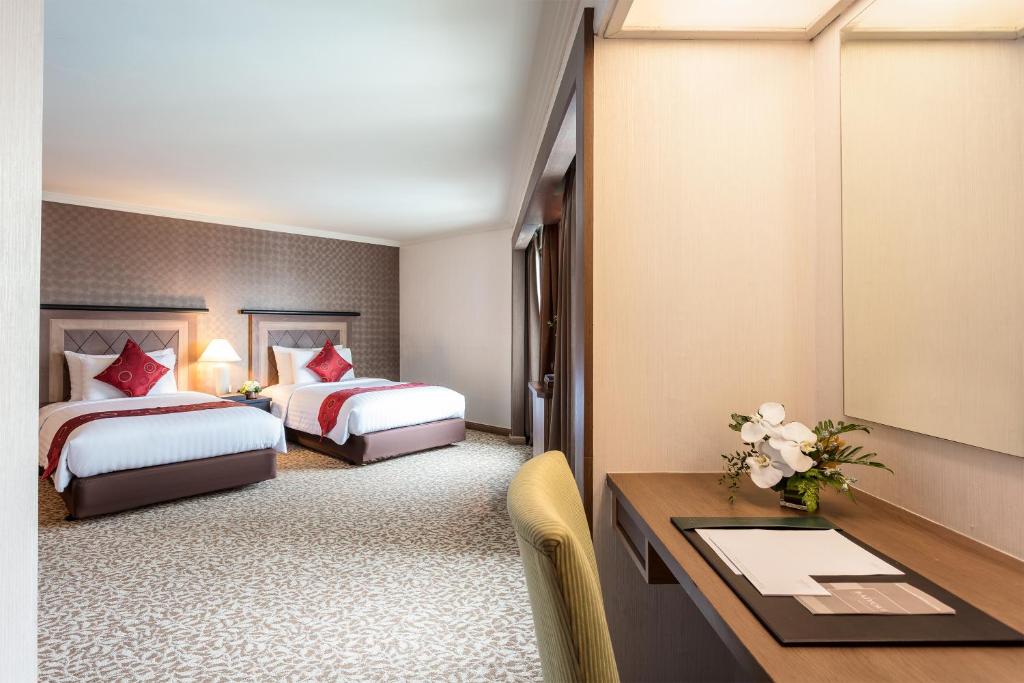 Baiyoke Sky Hotel — Hotel rooms in Bangkok, Bangkok