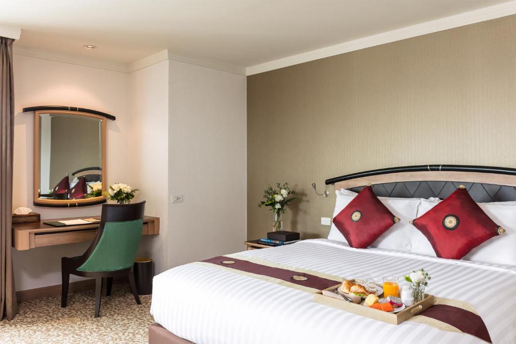 Baiyoke Sky Hotel — Hotel rooms in Bangkok, Bangkok