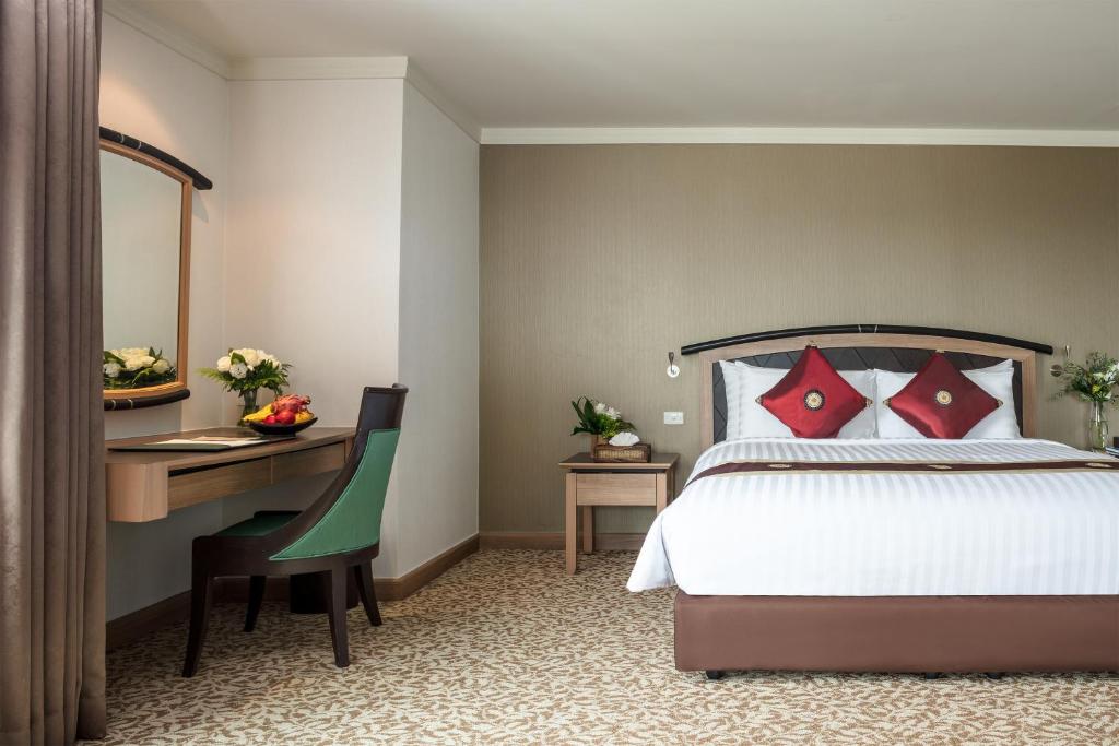 Baiyoke Sky Hotel — Hotel rooms in Bangkok, Bangkok