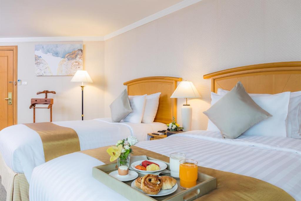 Baiyoke Sky Hotel — Hotel rooms in Bangkok, Bangkok