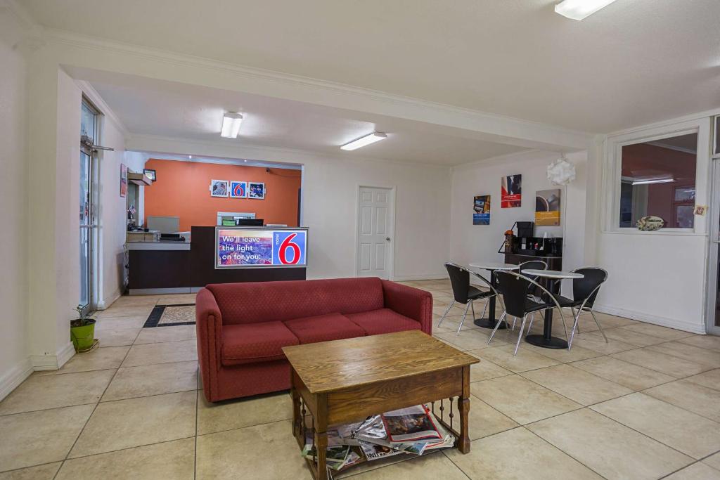Motel 6-Brinkley, AR photo