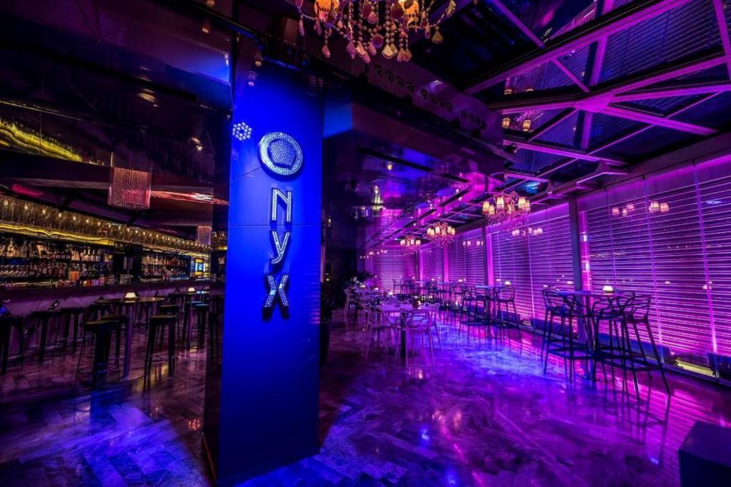Rocks Hotel & Casino — Restauracje i bary in Kirenia, Kirenia