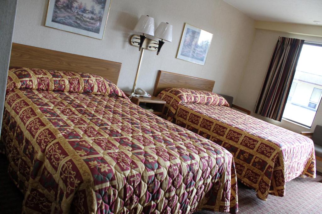 Budget Host Inn Bristol photo