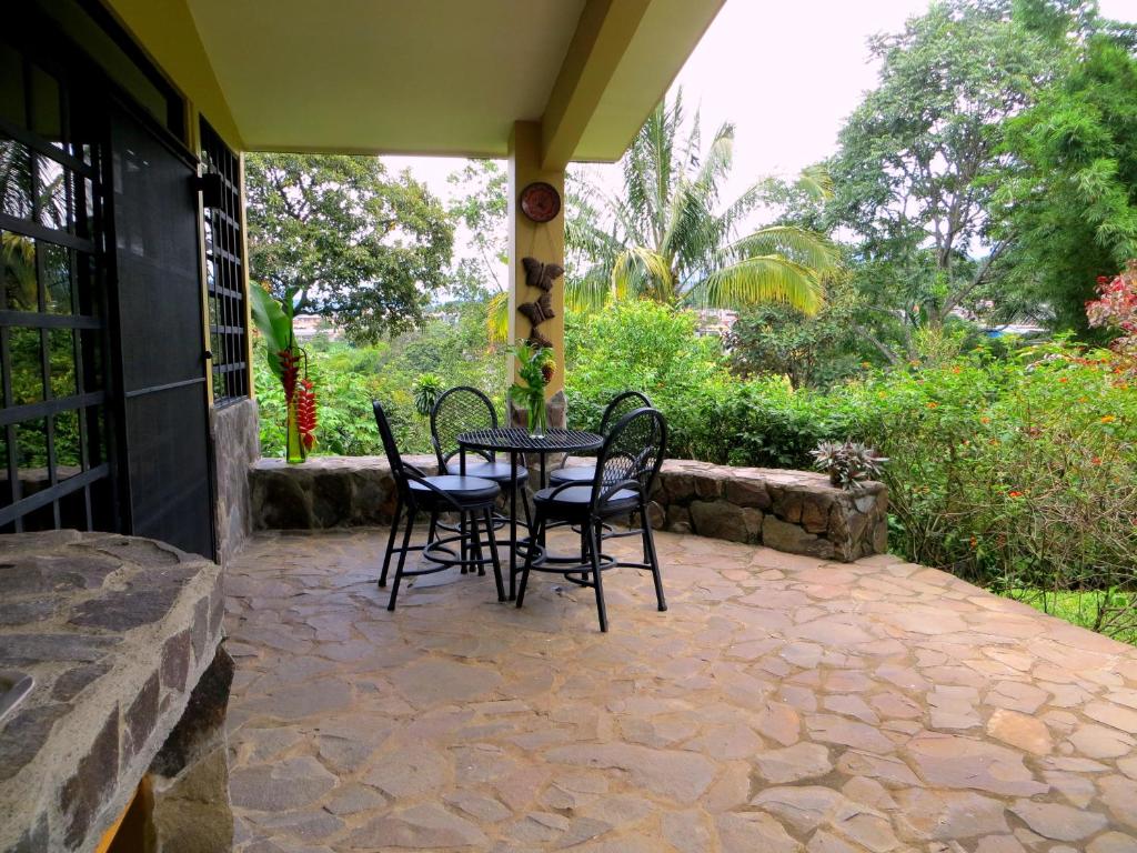 Facilities, Pura Vida Hotel in Alajuela