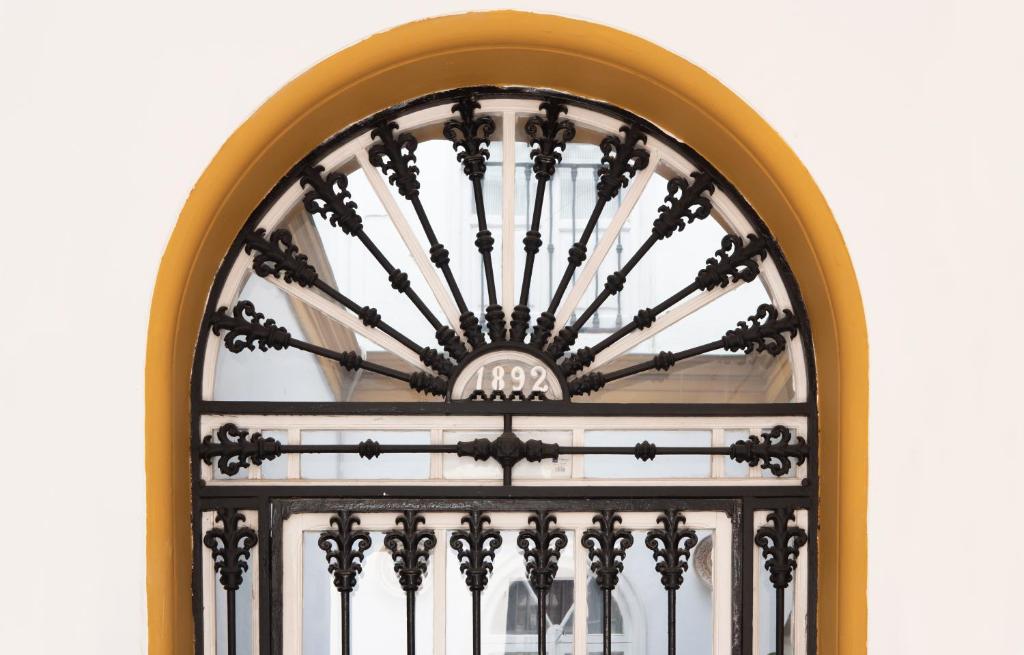 Luxury house 1892 V33-1A - 3