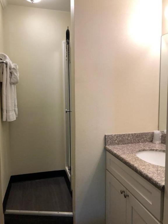 Sierra Crossing Motel photo