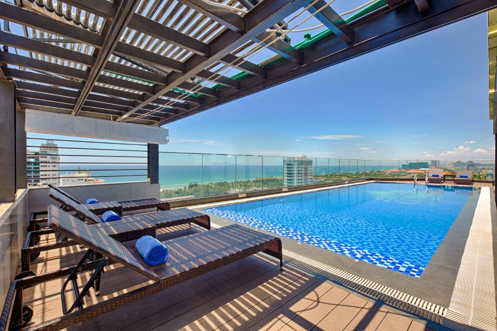 Cosmos Hotel Danang, Danang