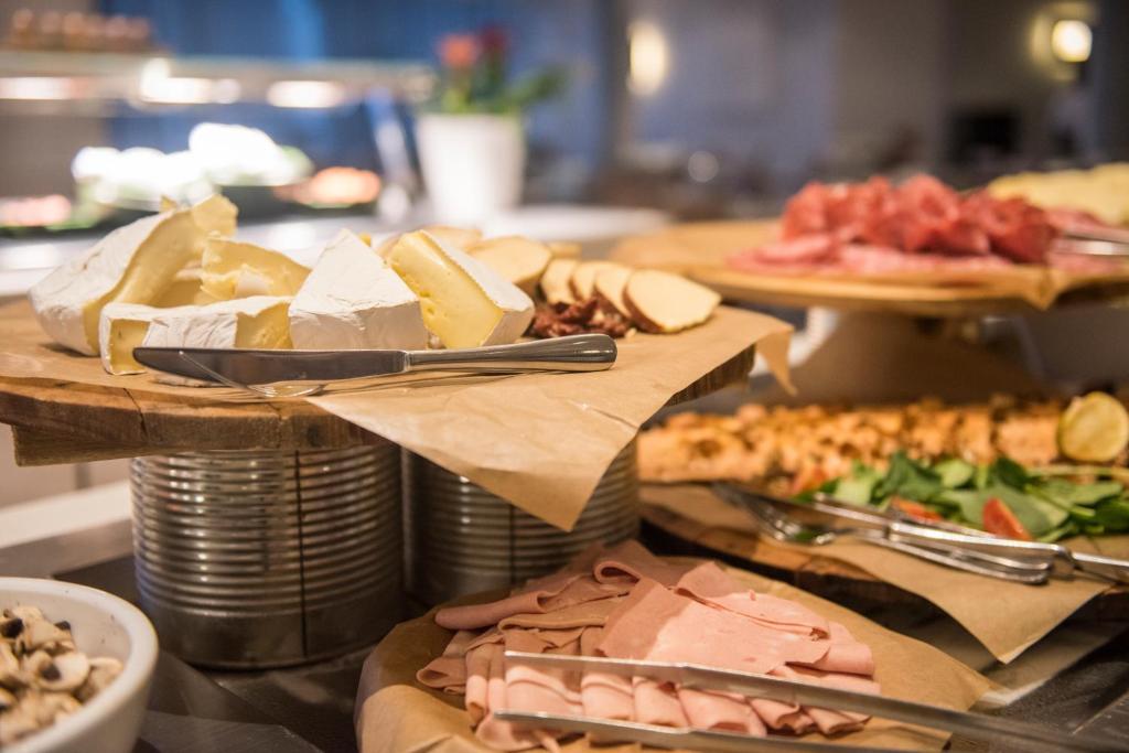 Radisson Sas Bay Point Resort Photo 14