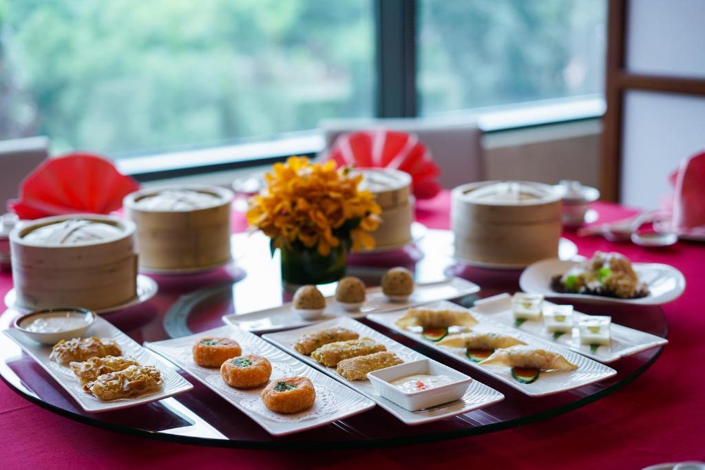 อาหารและเครื่องดื่ม