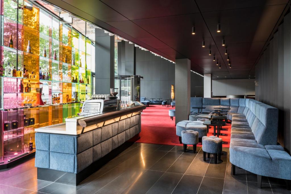 Bar/lounge
