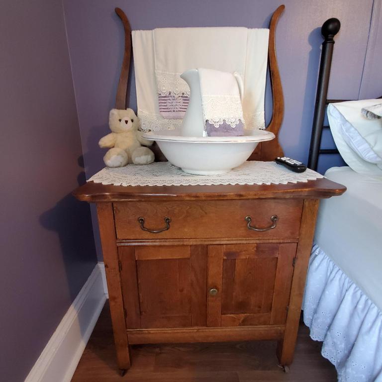 Hillside B&B - Adults Only photo