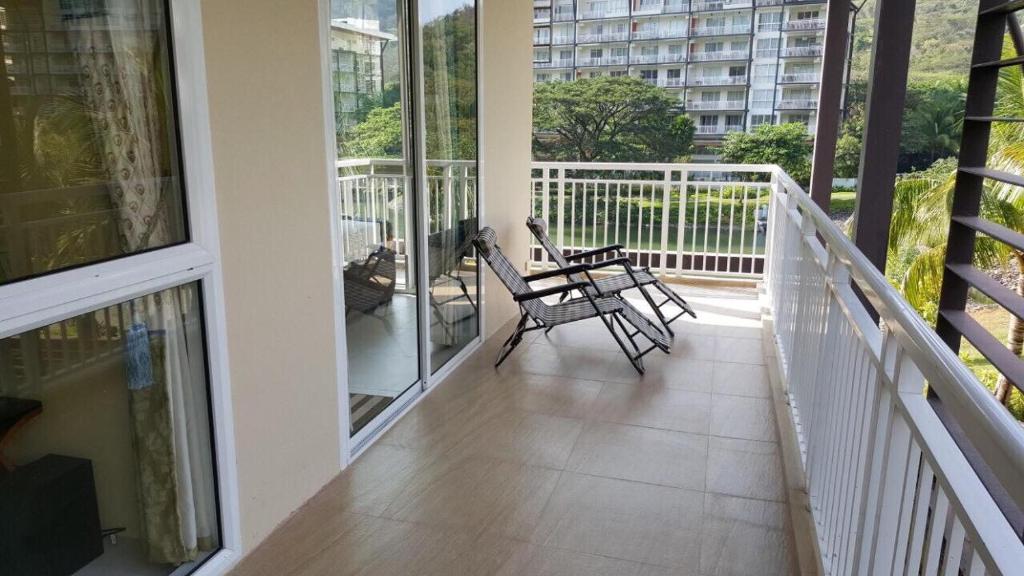 Creys Condo 2 at Pico de Loro Cove — Hotel in Nasugbu