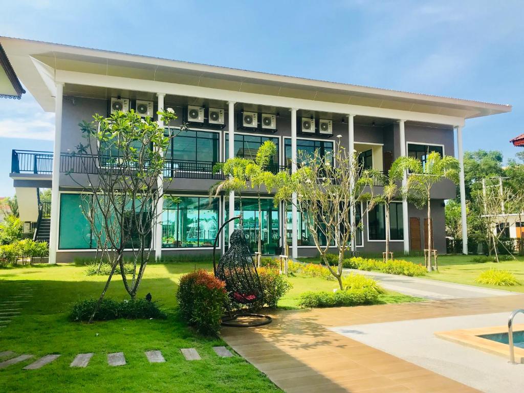 Southern Airport Hotel