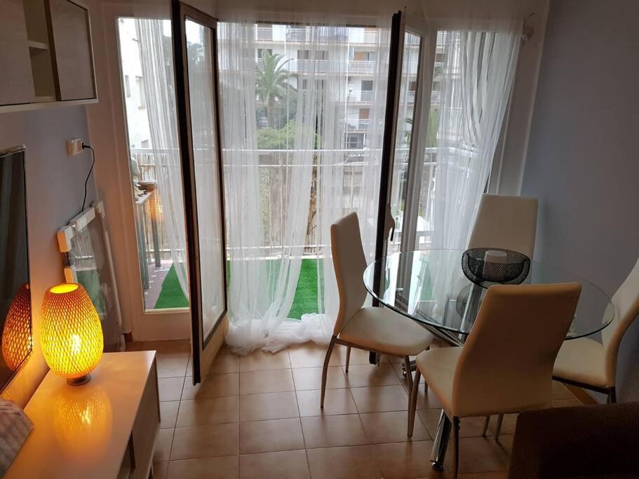 Apartamento excepcional,piscina y 100m de la playa, parking gratis!! - 1