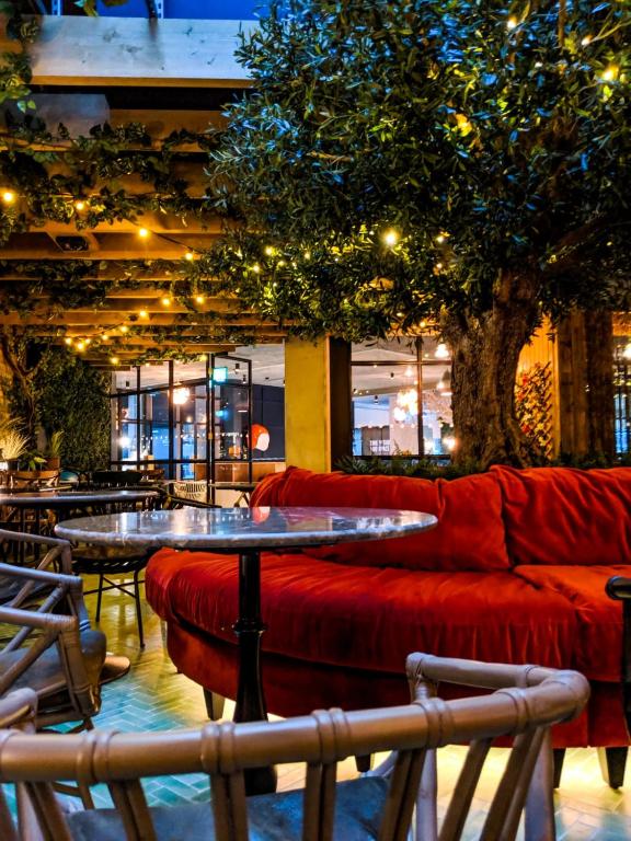 Bar/lounge, Marlin Hotel Dublin in Dublin