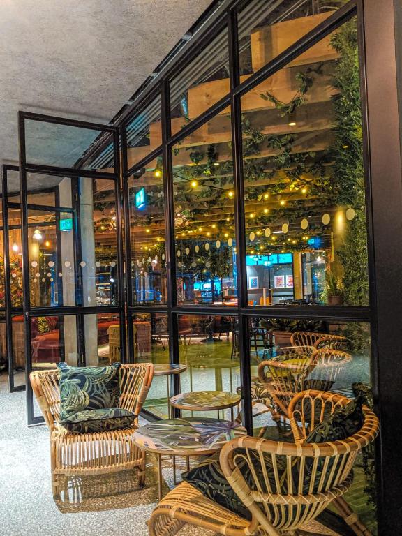 Bar/lounge