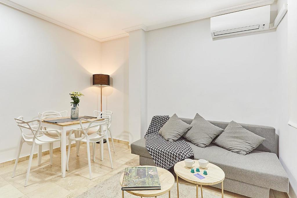 LEEWAYS APARTMENT III in GRAN VÍA - 5