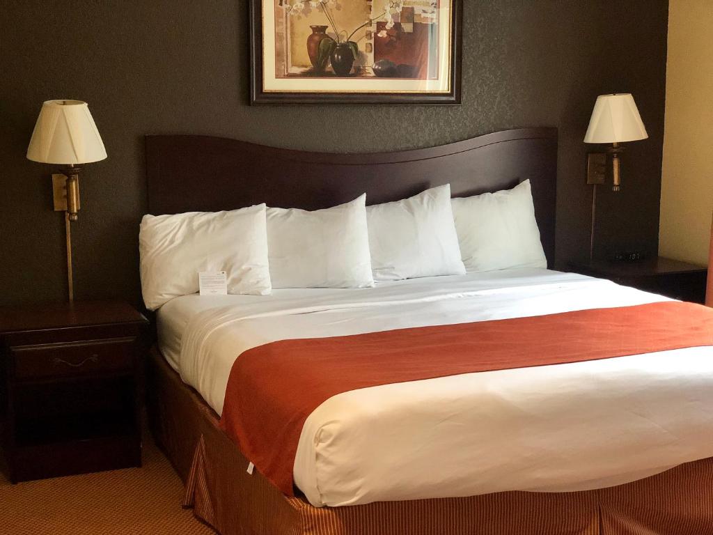Country Inn & Suites by Radisson, Hot Springs, AR photo