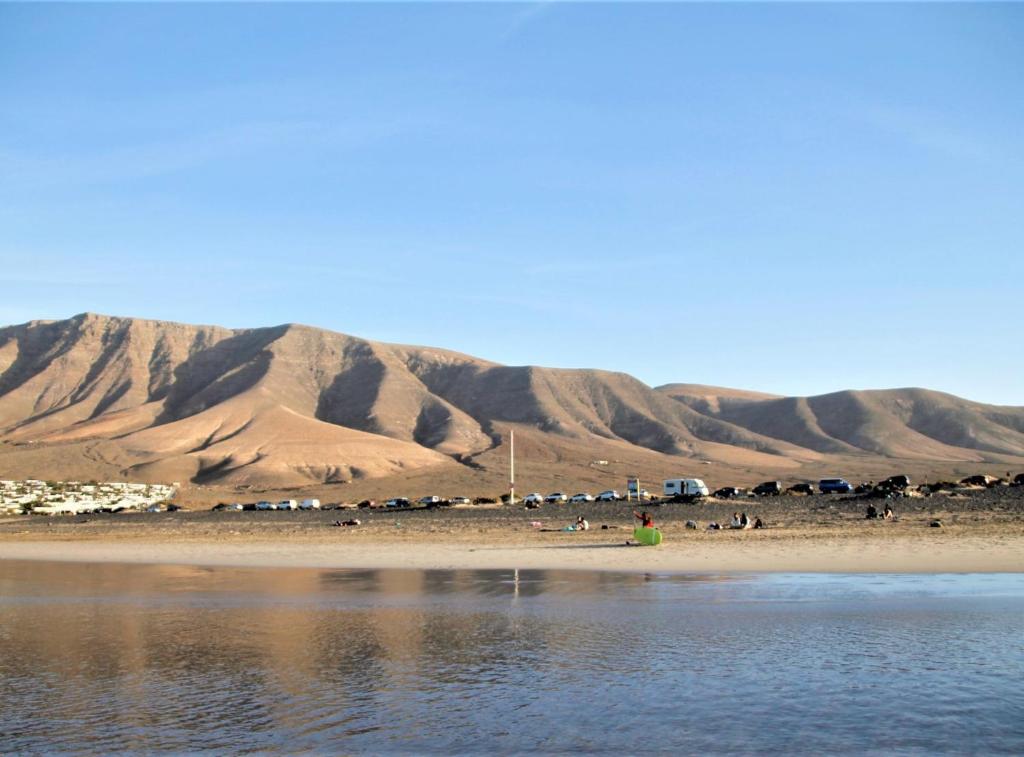 Canaryislandshost l Surf Lanzarote