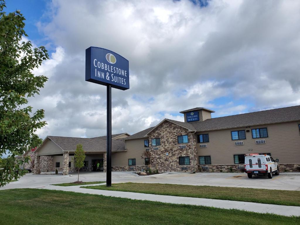 Cobblestone Inn & Suites - Boone, Boone