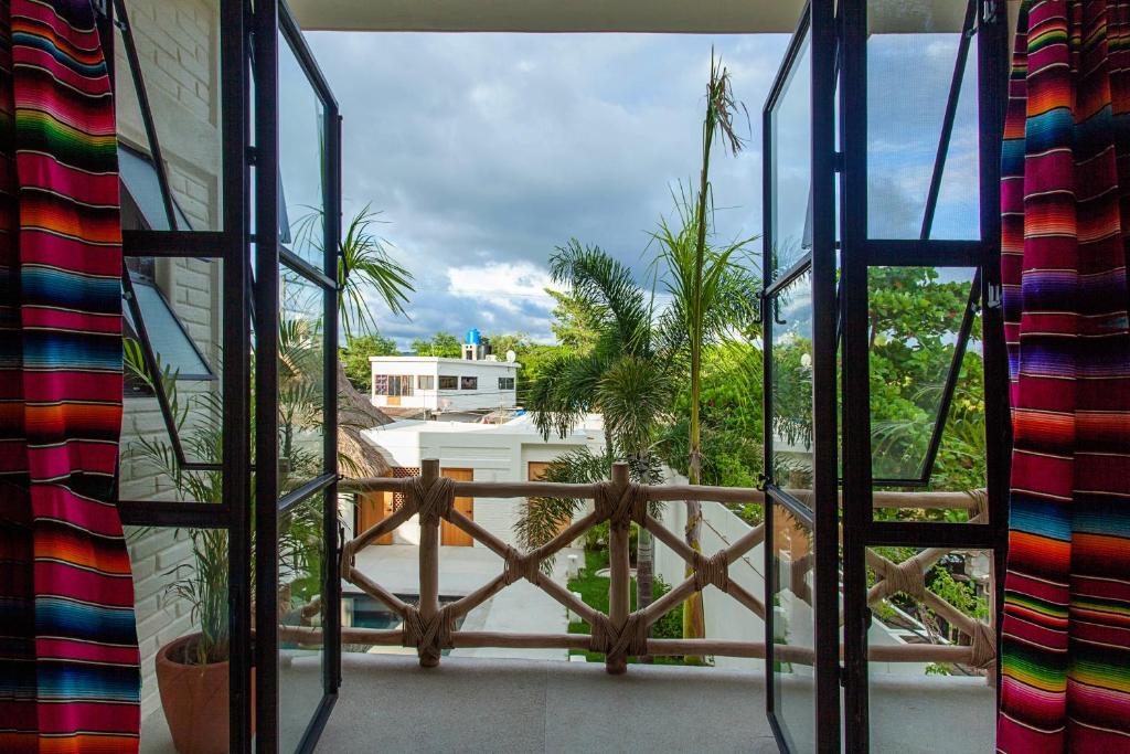 Punta Mita Surf Lodge photo