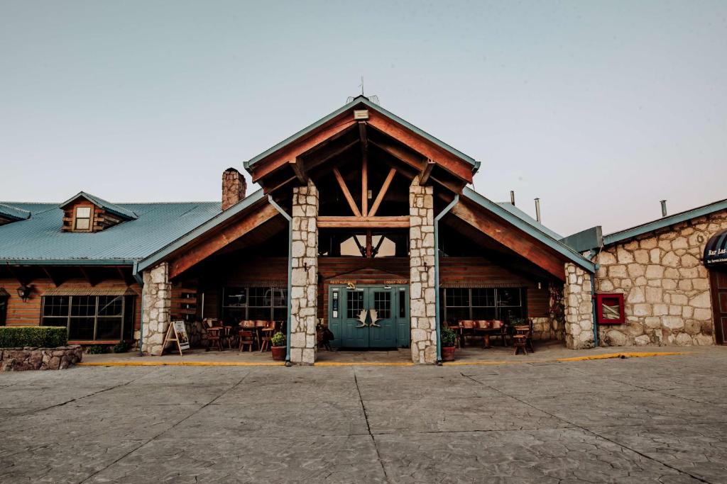The Lodge At Creel Eco - Hotel &amp; Spa — Hotel in Creel