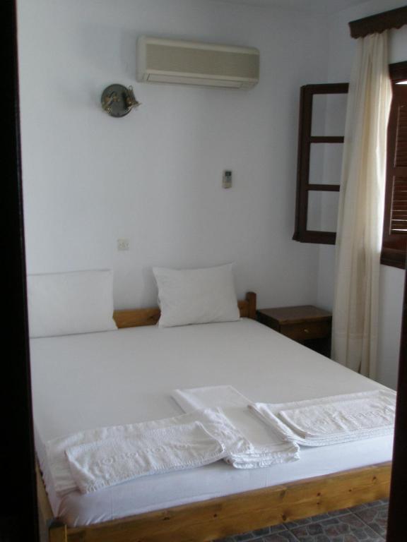 Villa Zaharo and Lilian Apartments photo