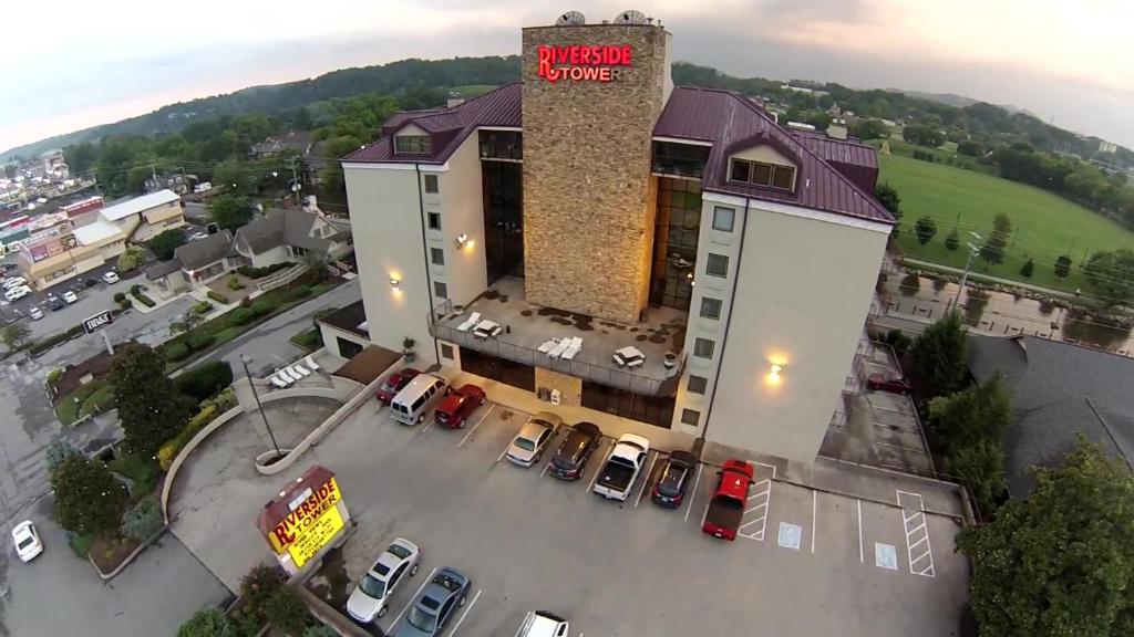 Riverside Tower — Hotel in Pigeon Forge (TN)