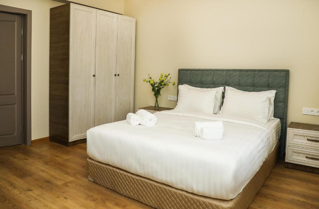 Teryan Pushkin Apart Hotel photo