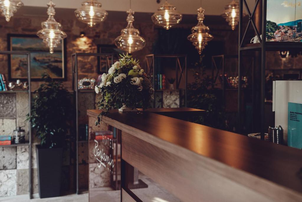 Benjamin Hotel photo
