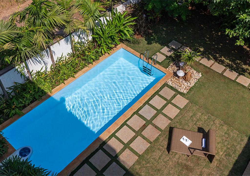 Swimming pool, El House by StayVista - Unwind in a Villa w/ Pool in Lonavala