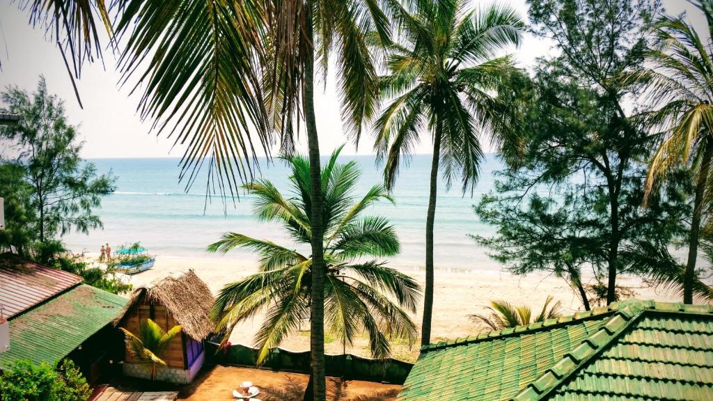 Sea Lotus Park Hotel, 2024 Updated Prices, Deals