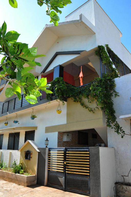 Dream Hampi Villa photo